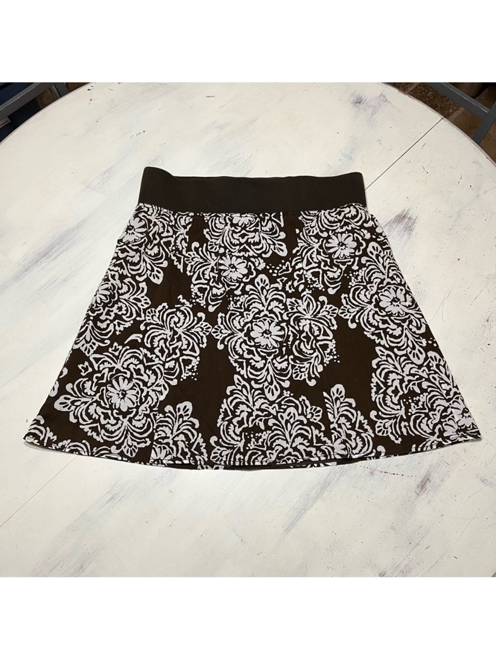 Ann Taylor Floral Skirt A-Line Knee Length Sz M Brown-White